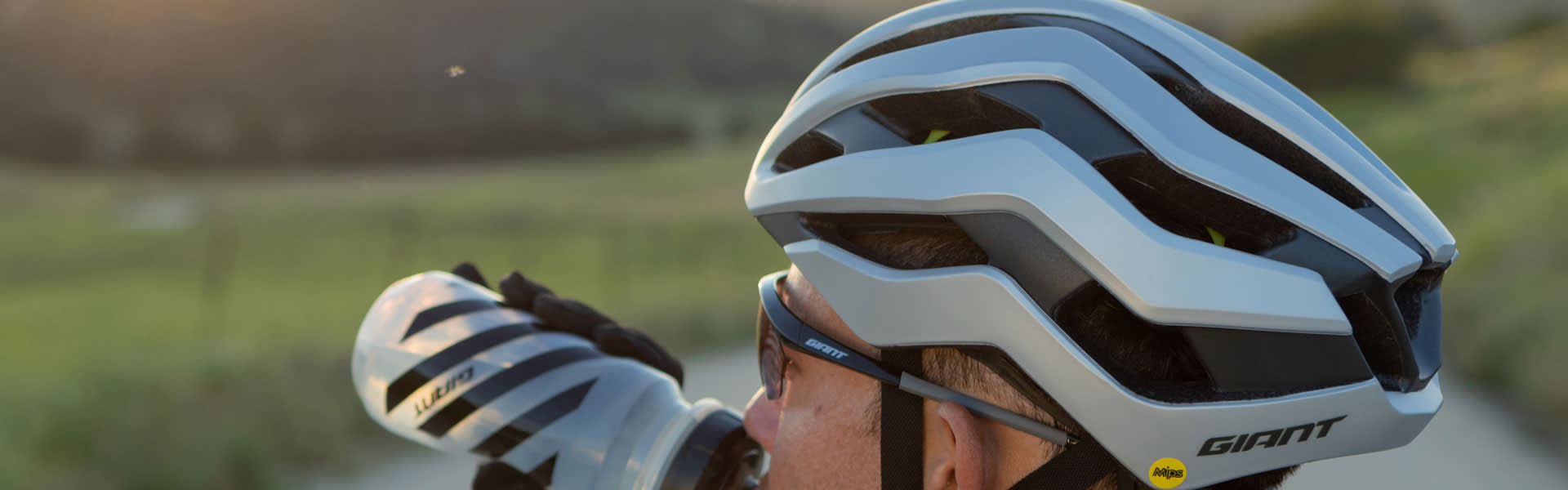 giant road bike helmet