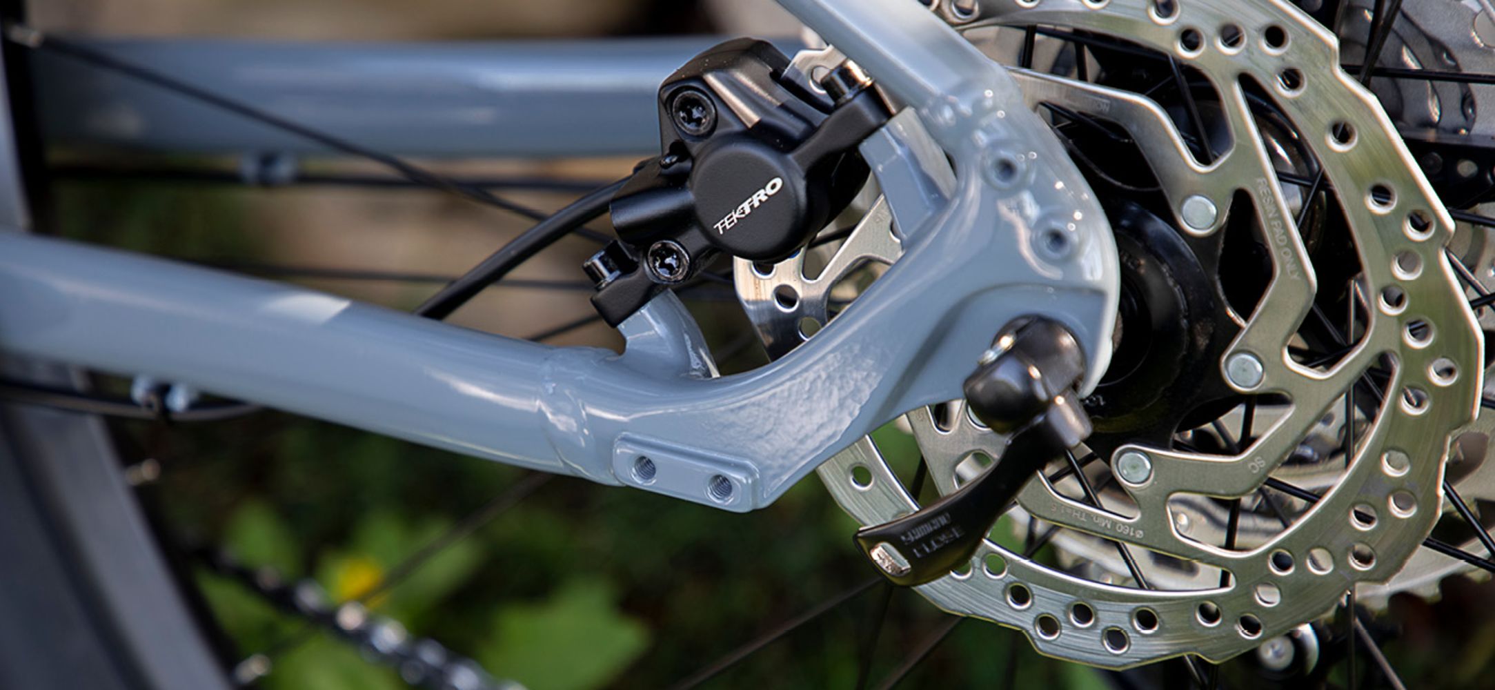 Tektro hydraulic disc brakes on the Liv Tempt