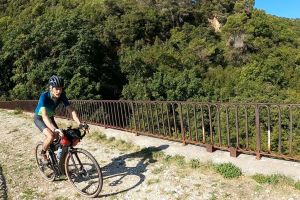 Le nouveau Revolt E+ testé par Bike Café