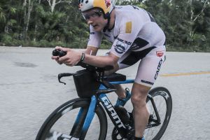 Blummenfelt Smashes Ironman World Record!