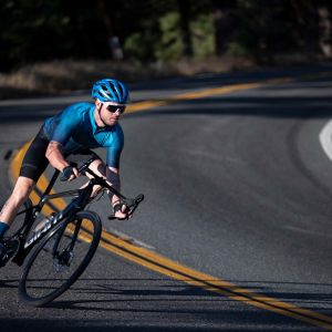 Giant Defy Advanced Pro Endurance Road Bike