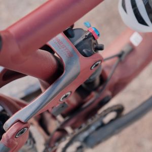 RED FLAT MOUNTAIN BICYCLE HANDLEBAR BIKE PARTS 469