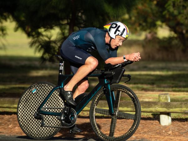 Appleton Wins Ironman 70.3 Geelong!
