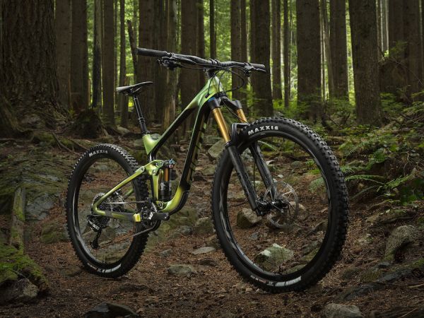 New Reign 29 Enduro Bike Draws Rave Reviews!