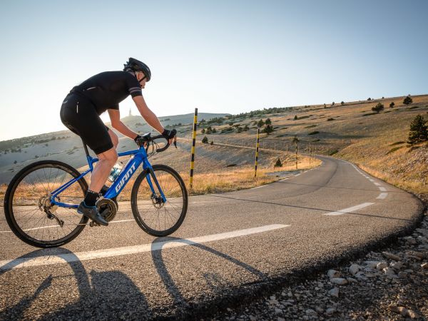 Giant Introduces New Road E+ Pro E-Bike!