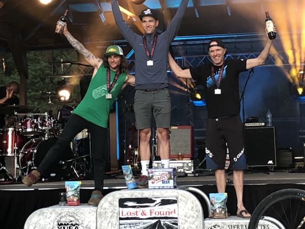 Podium pour Decker sur la course Gravel Lost and Found !