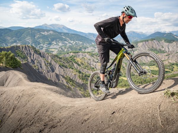 Giant Introduces All-New Reign E+ Pro E-bike!