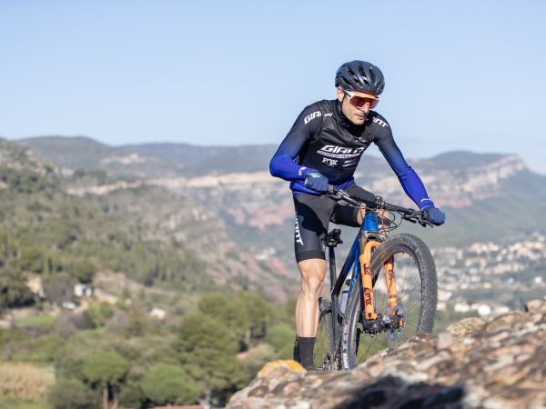 giant factory off road team