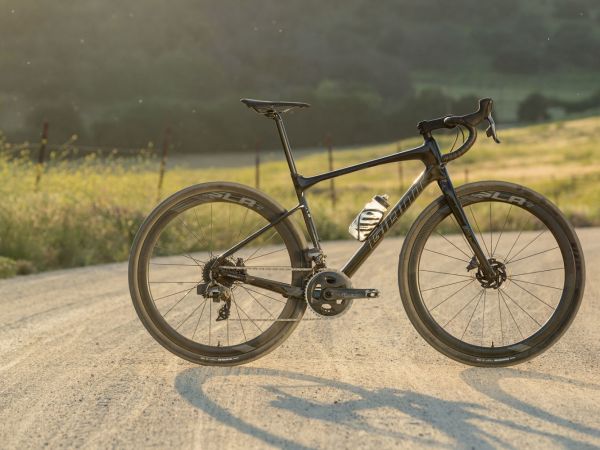 Revolt Wins 2020 Bike Award!