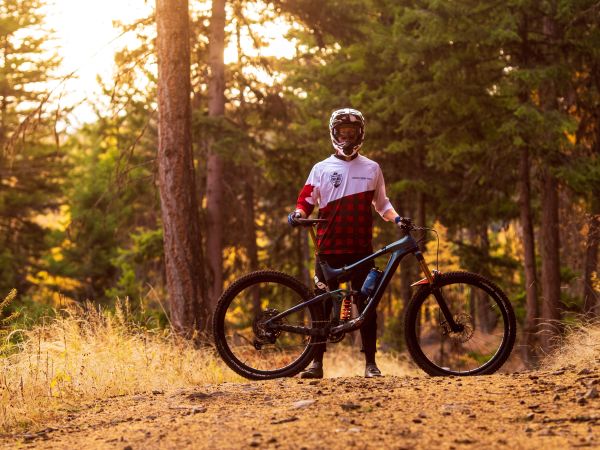 Noah Rubuliak - Canadian U-21 Enduro Champion 2021