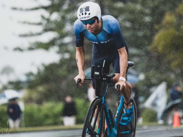 Aaron Royle wins Ironman 70.3 Sunshine Coast!