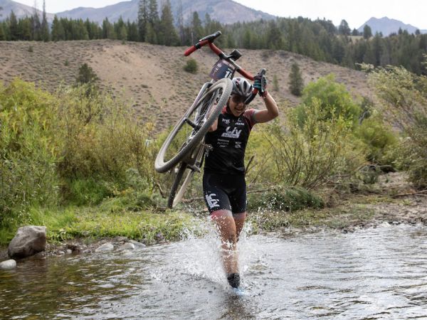 Armstrong Wins Rebecca's Private Idaho With a Clean Sweep!