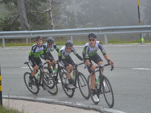 Sube la emoción: El Equipo Kern Pharma será UCI ProTeam en 2021.