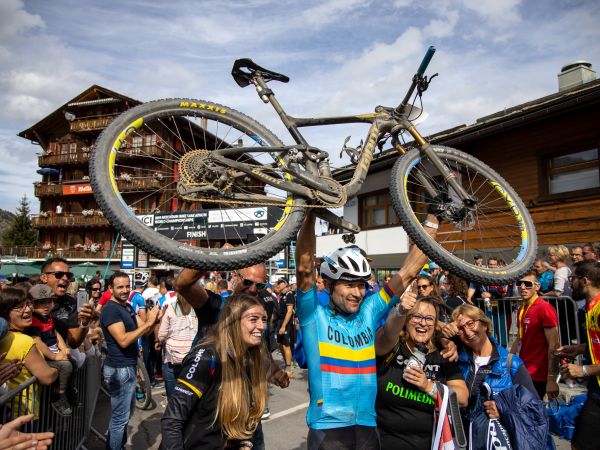 Leo Paez vince il mondiale marathon XCM