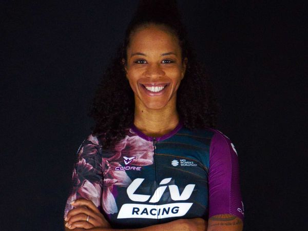 Ayesha McGowan 加入Liv Racing職業車隊