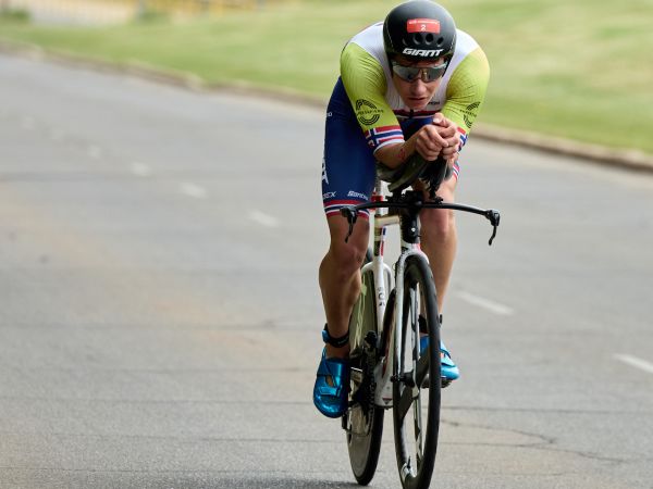 Iden Wins PTO Canadian Open Triathlon!