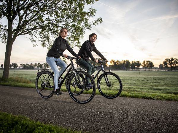 Liv lanceert twee premium trekkingfietsen