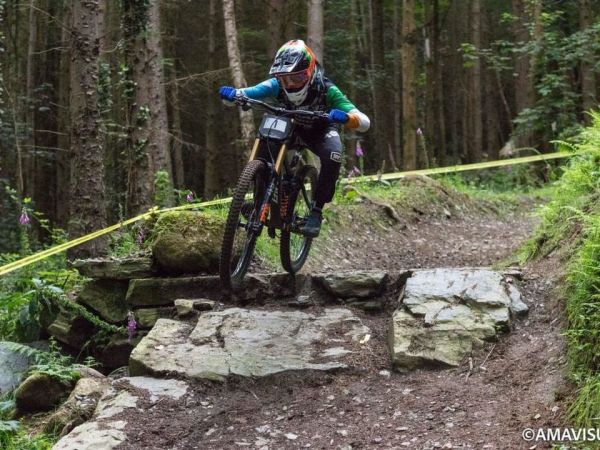 Dickson Wins Third Straight Irish D...