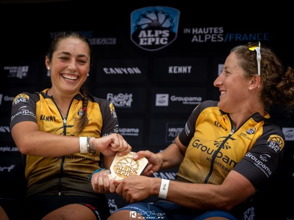 Le duo de choc Margot Moschetti - Julie Bresset remporte la Alps Epic !