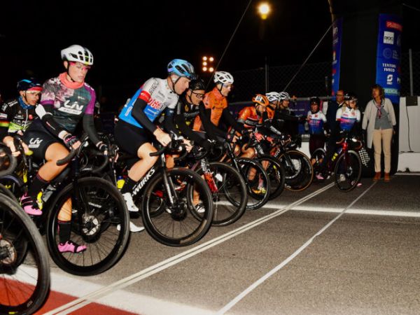 Pedalare contro il cancro