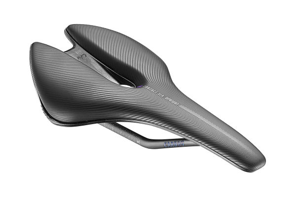 giant connect saddle
