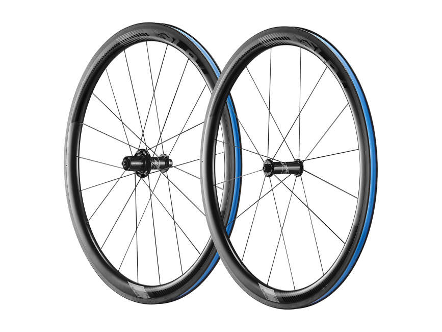 aero road wheels