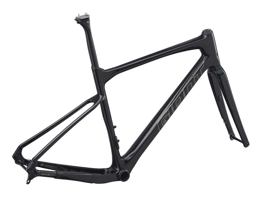 giant gravel bike carbon