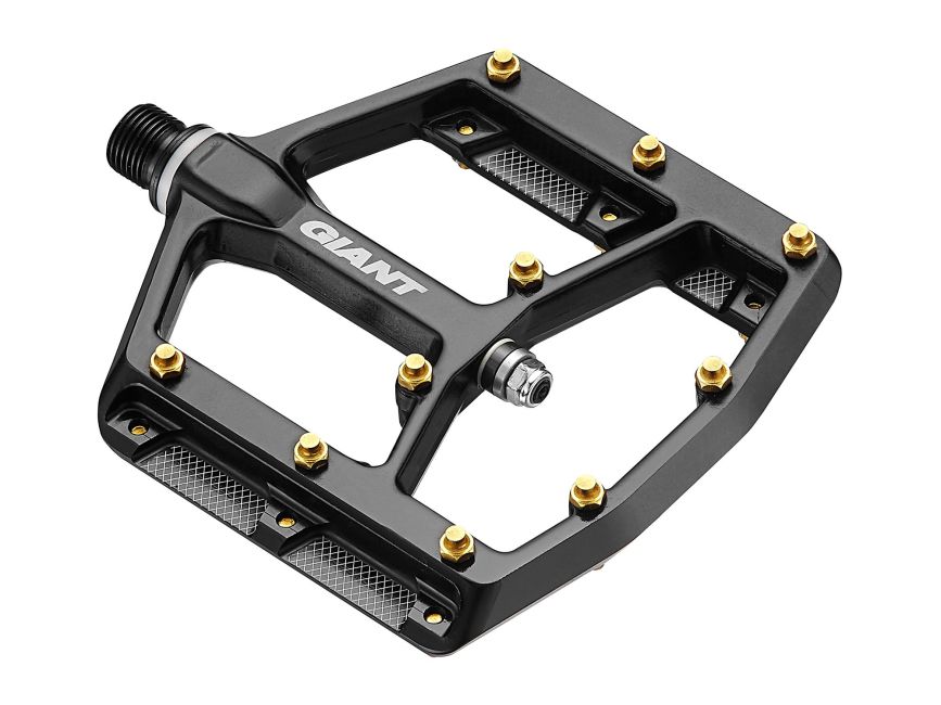 Pinner DH Flat Pedals | Giant Bicycles 