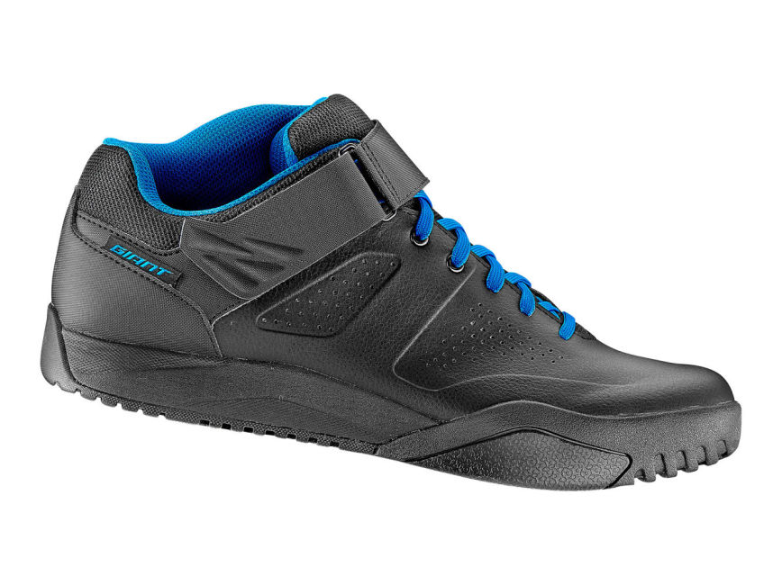 giant shuttle shoe