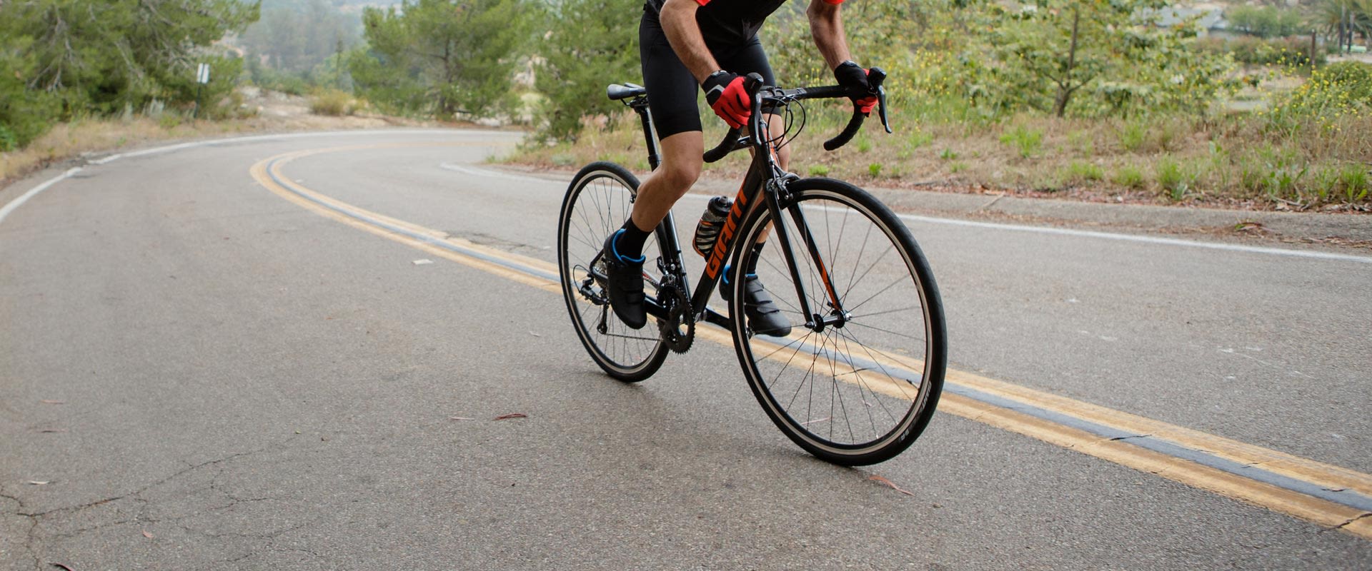 giant contend 3 road bike