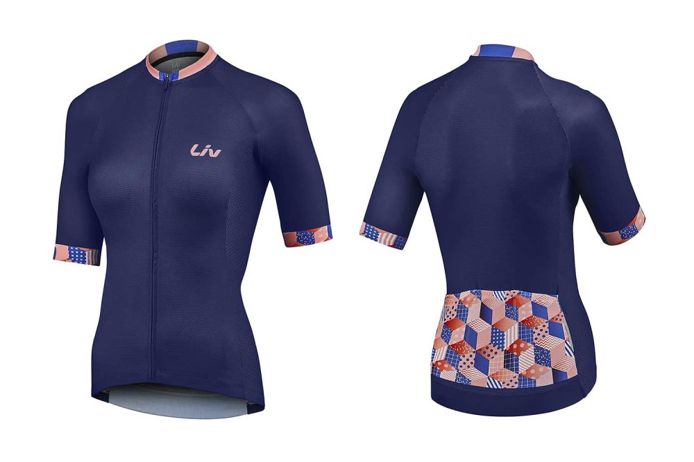 Montage Collection | Jersey with interactive tooltips