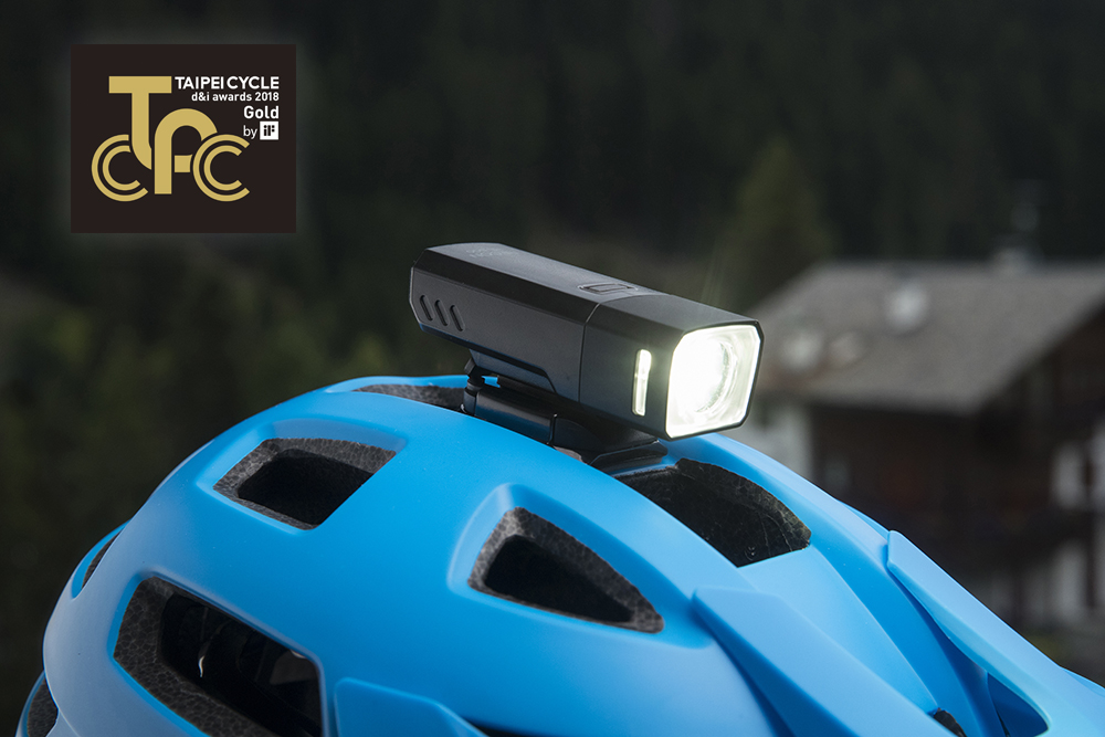 Recon Lights Win Design and Innovation Gold Medal Award! Giant