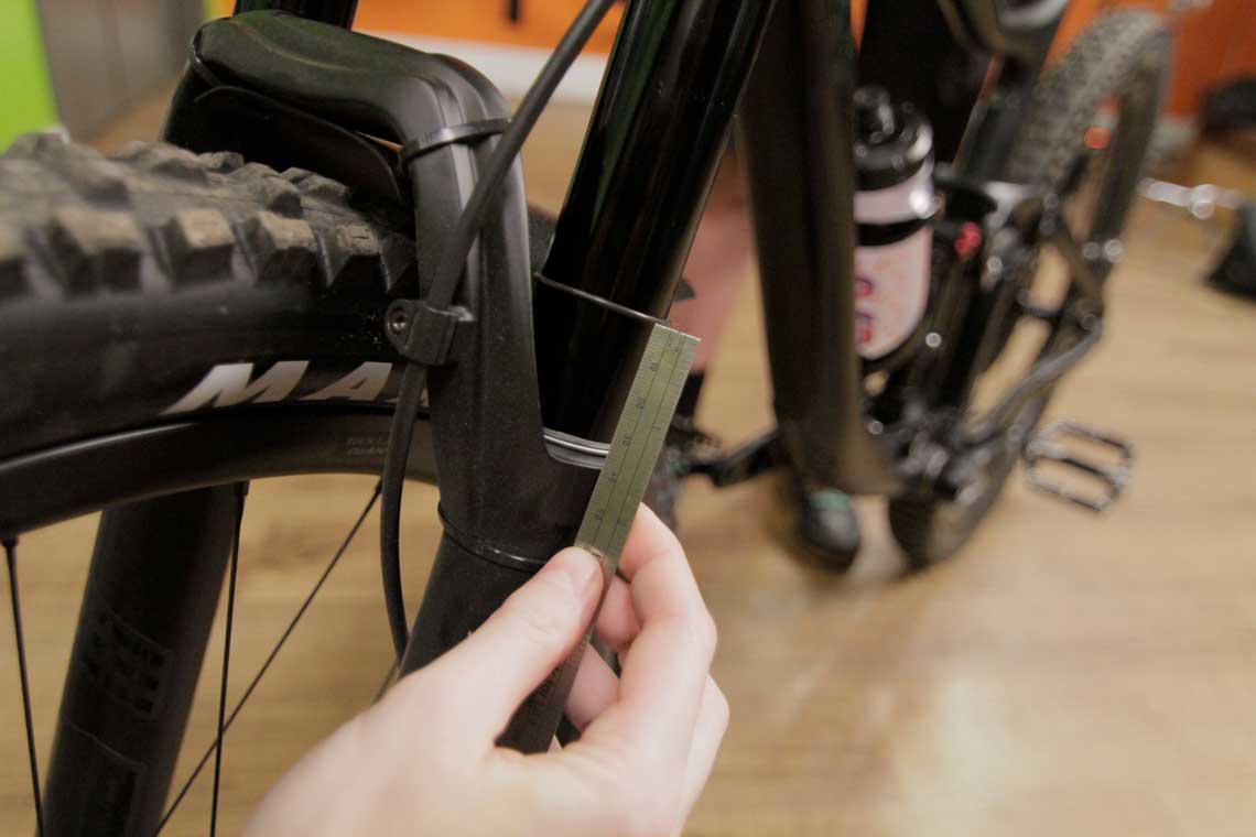 fork suspension sag adjustment