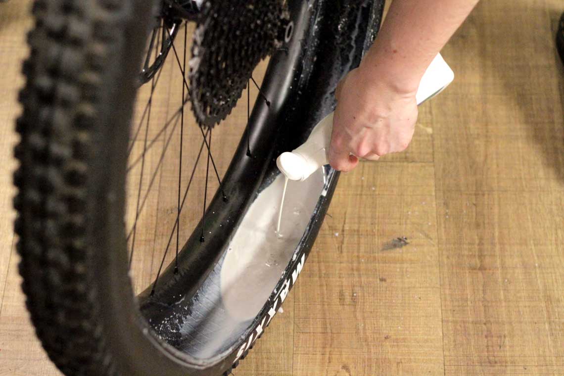 How to Fix a Flat Tire, Tubeless