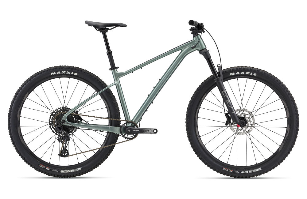 GIANT FATHOM 29 1 2023