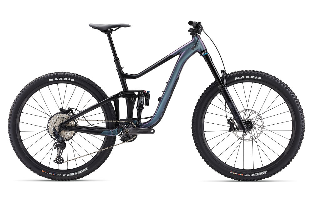 GIANT REIGN 1