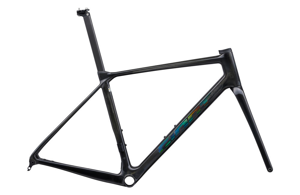 TCR Advanced Pro-FF ML Raw Carbon