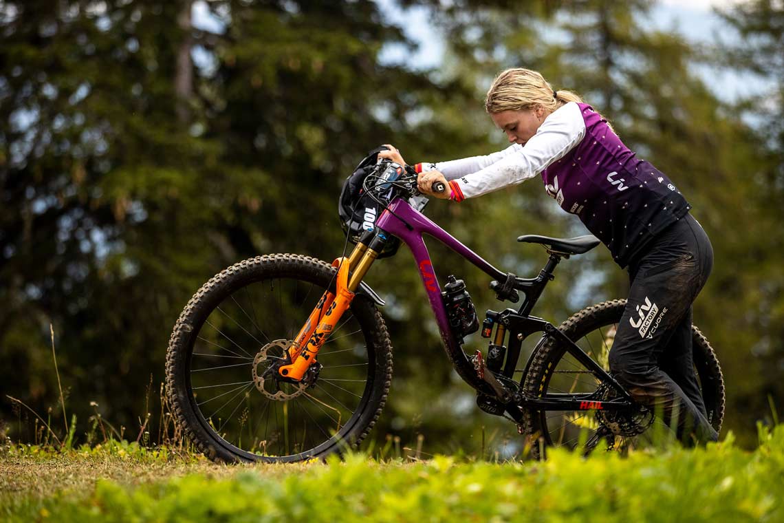 Best women's enduro mountain bike deals