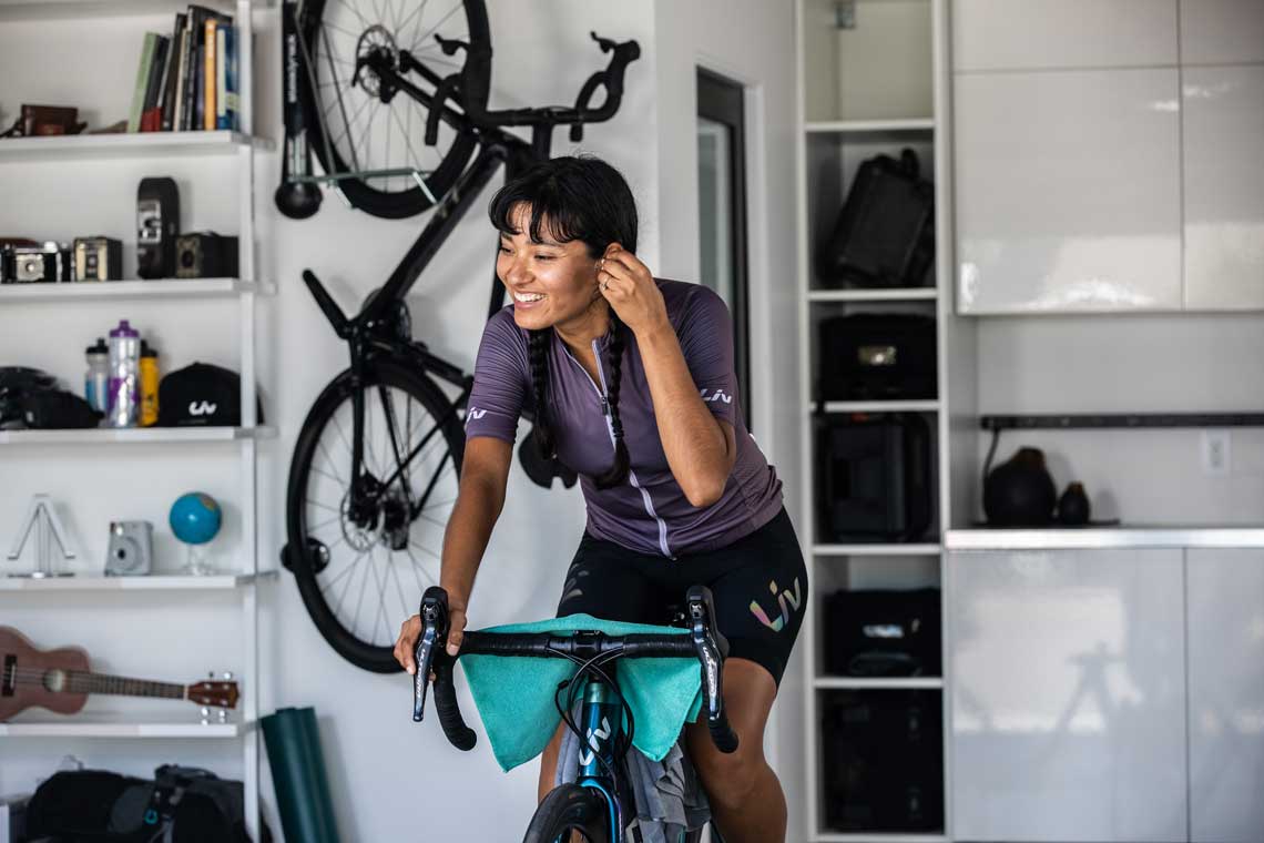 Use bicycle shop indoors