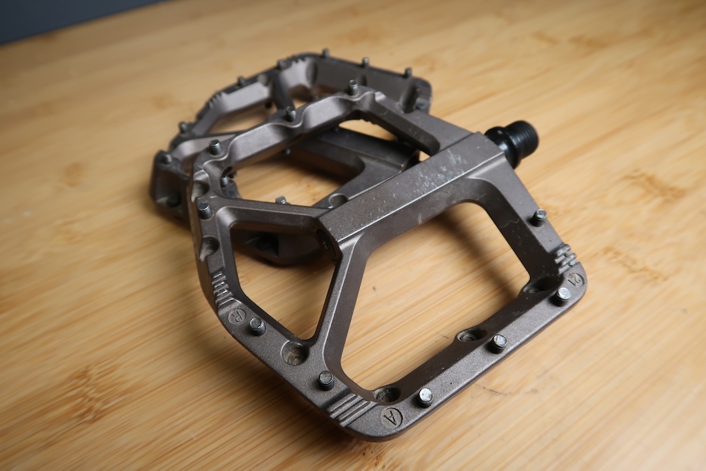 giant pinner lite flat pedals