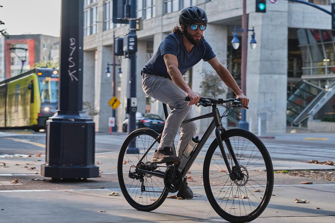 Giant hybrid on sale road bike